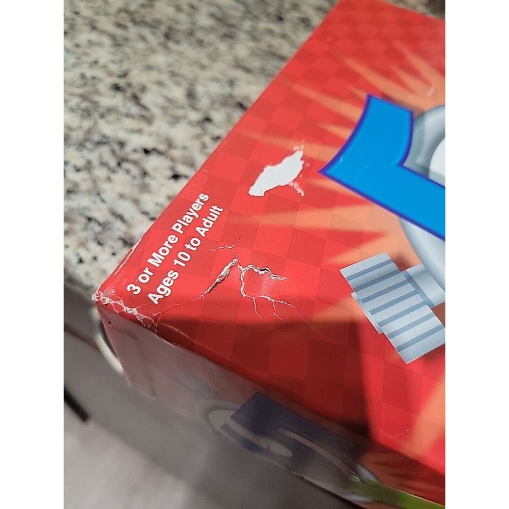 PlayMonster 5 Second Rule Board Game‎ New W/box Damage - Picture 2 of 4